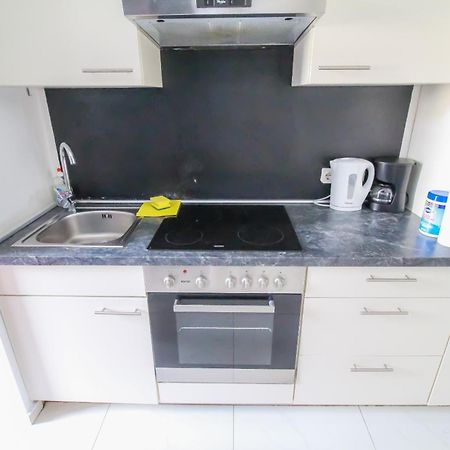 Deluxe Apartment 5P Mm A Вена Экстерьер фото