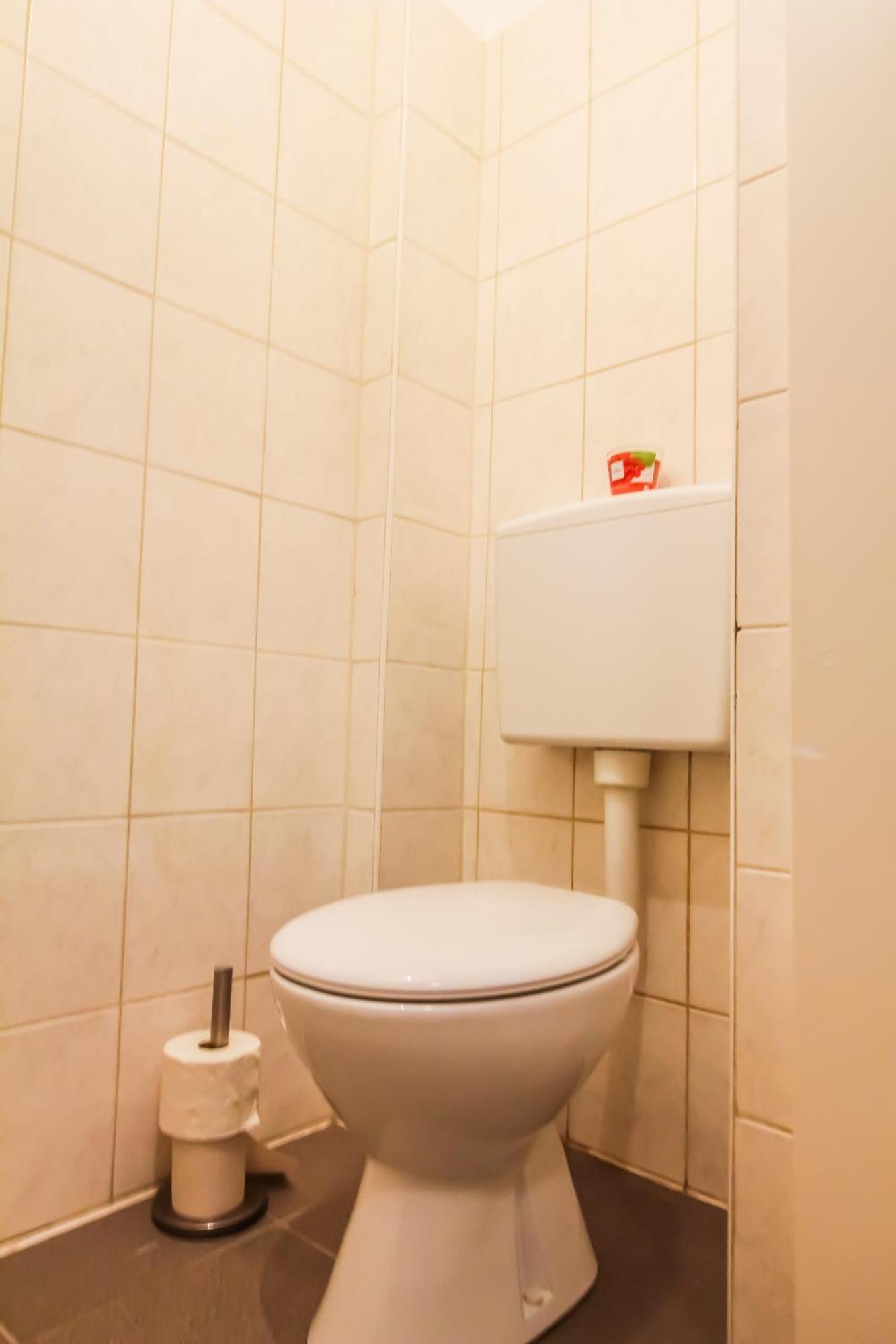 Deluxe Apartment 5P Mm A Вена Экстерьер фото