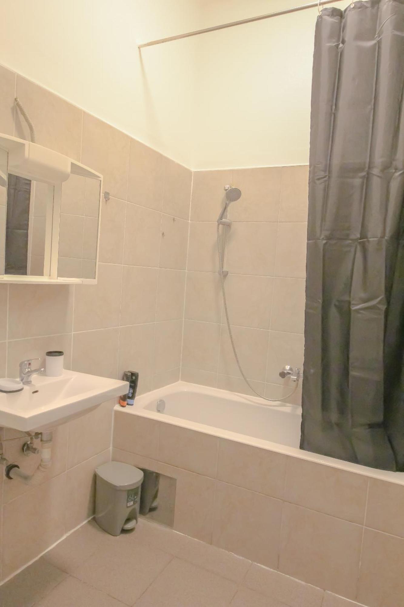 Deluxe Apartment 5P Mm A Вена Экстерьер фото