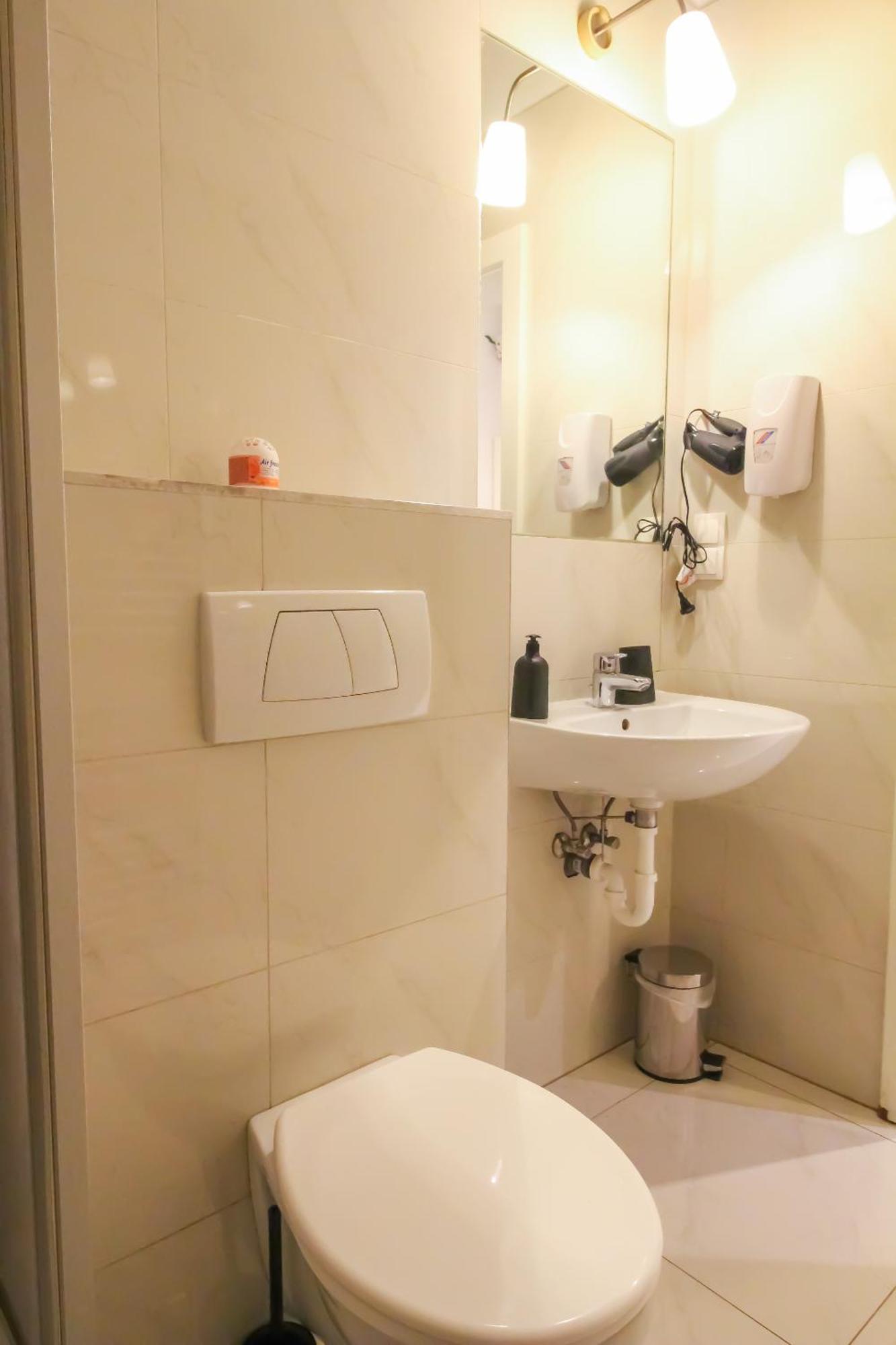 Deluxe Apartment 5P Mm A Вена Экстерьер фото
